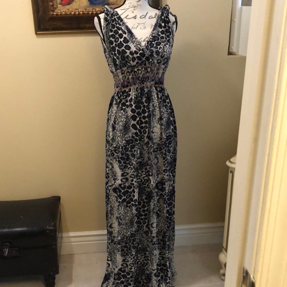 Leopard print elastic empire waist stitched detail v-neck ties at shoulder maxi